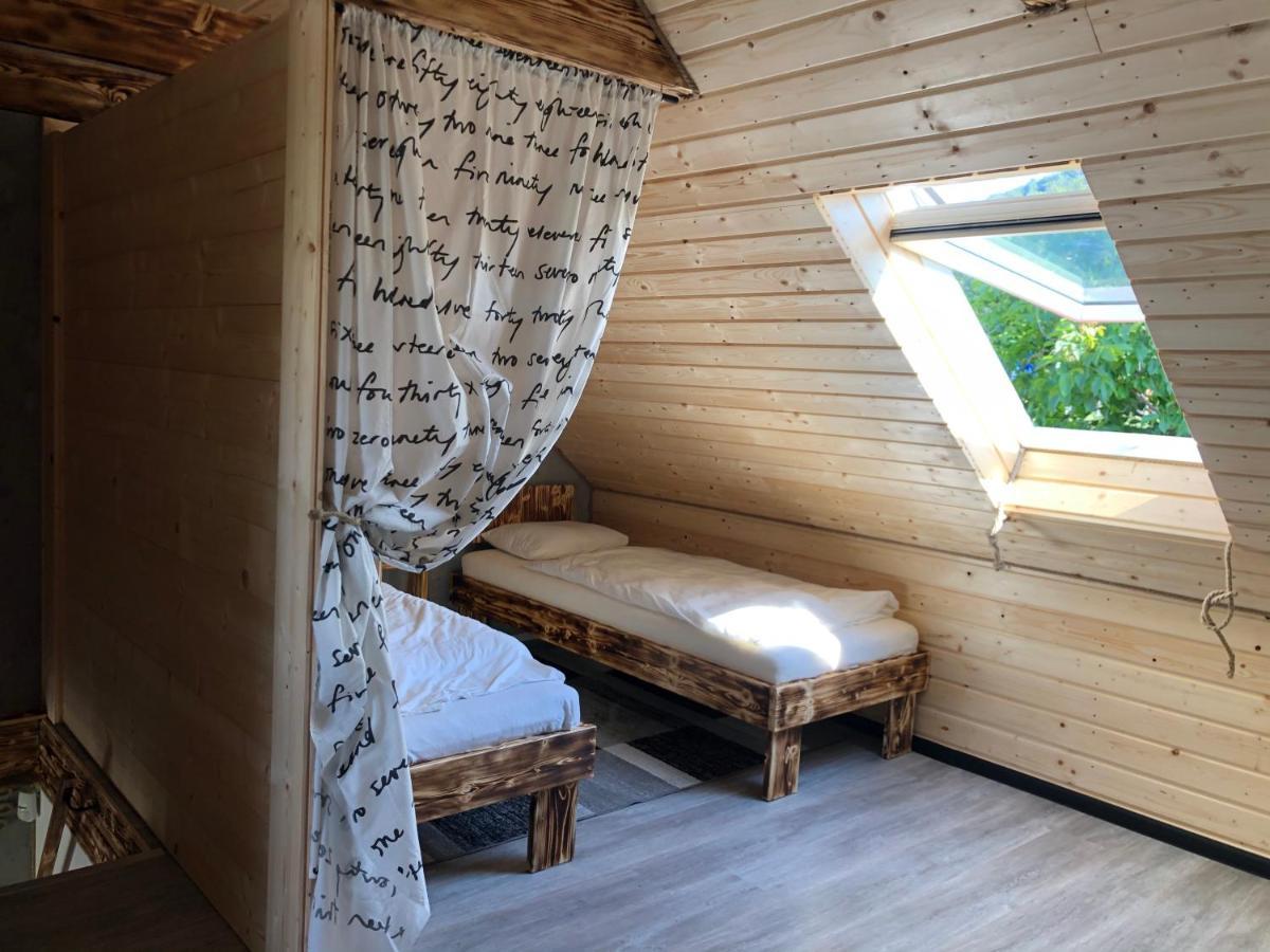 Domek W Karkonoszach Pod Zamkiem Chojnik เยเลเนียกูรา ภายนอก รูปภาพ